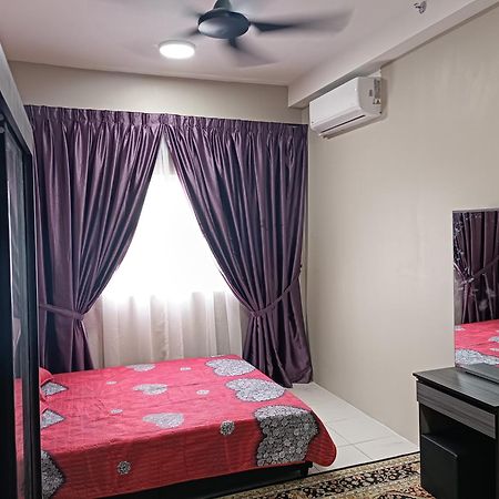 Aisy Homestay Putrajaya Cyberjaya Klia Kampung Dengkil Exterior photo