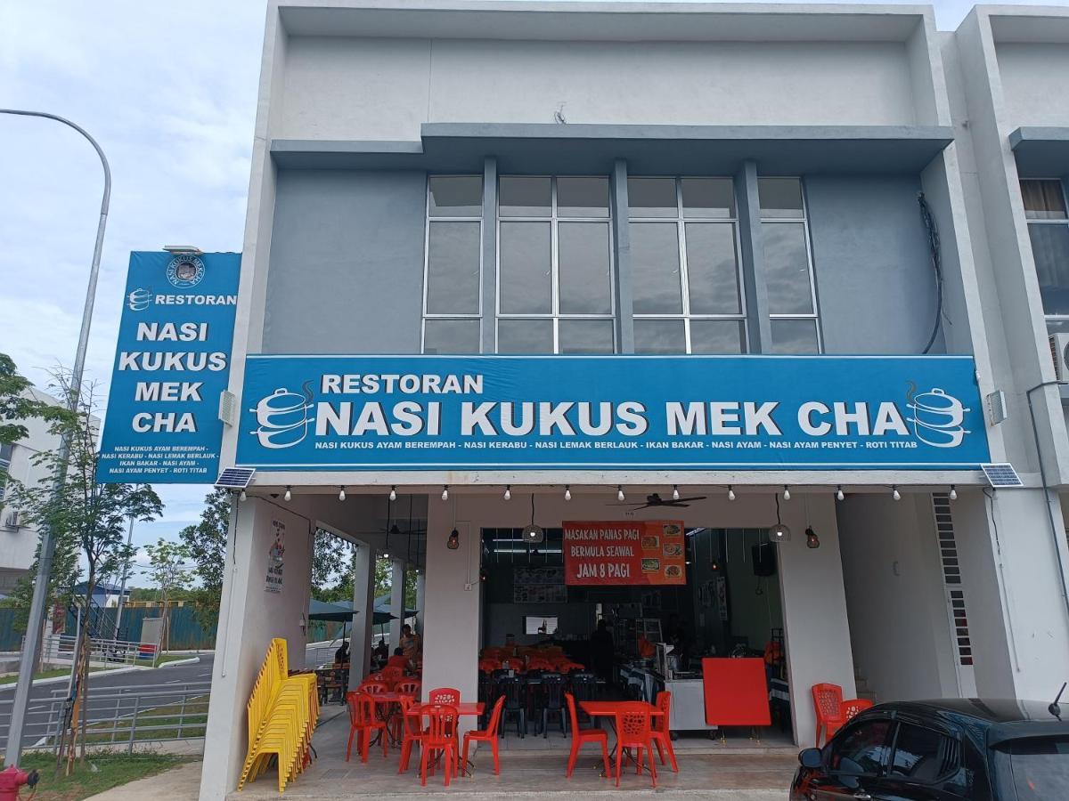 Aisy Homestay Putrajaya Cyberjaya Klia Kampung Dengkil Exterior photo