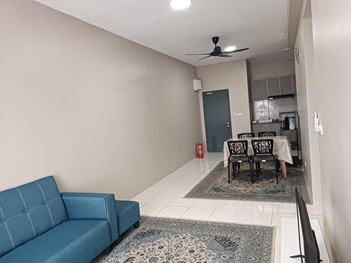 Aisy Homestay Putrajaya Cyberjaya Klia Kampung Dengkil Exterior photo