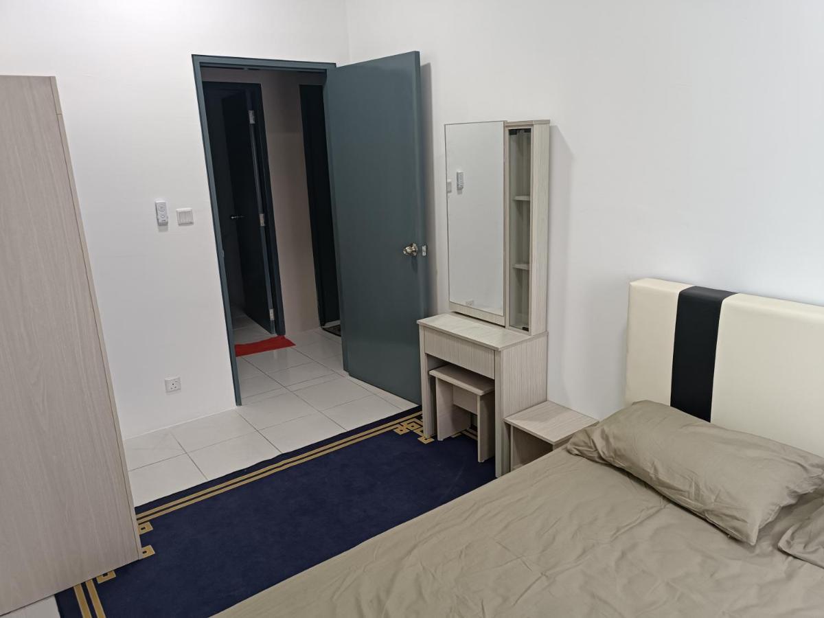 Aisy Homestay Putrajaya Cyberjaya Klia Kampung Dengkil Exterior photo