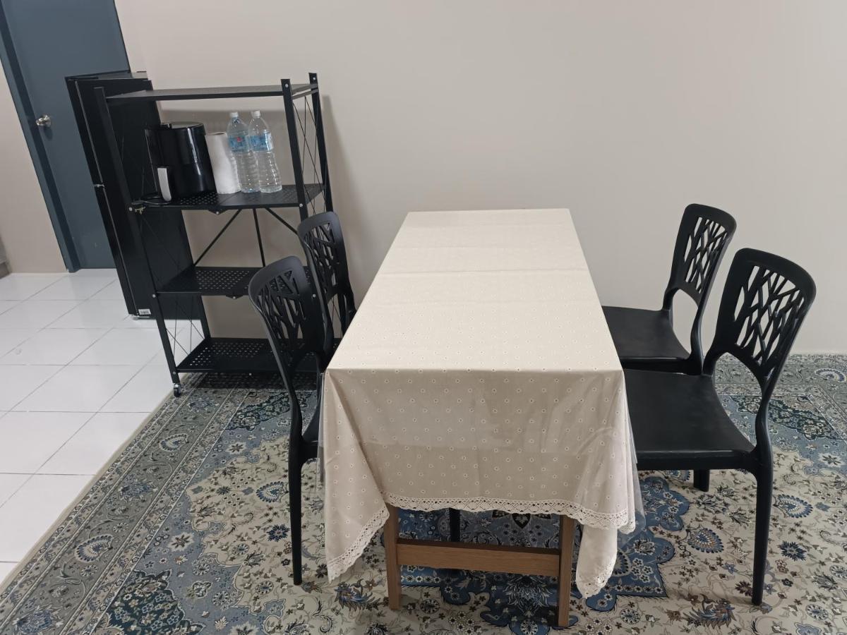 Aisy Homestay Putrajaya Cyberjaya Klia Kampung Dengkil Exterior photo