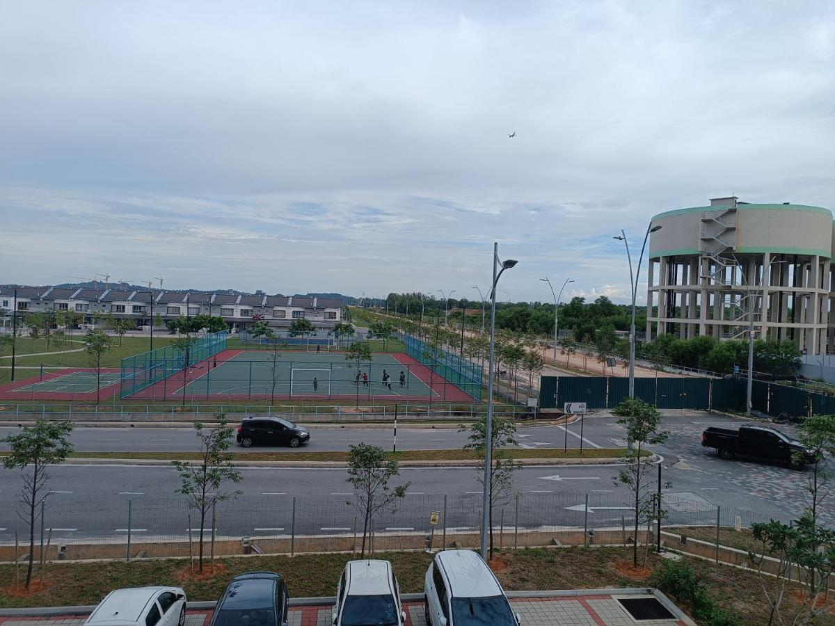 Aisy Homestay Putrajaya Cyberjaya Klia Kampung Dengkil Exterior photo